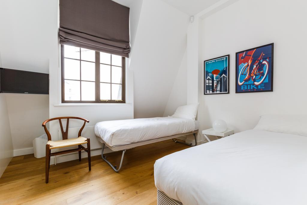 Cockspur Street, 3 Bedrooms Лондон Екстериор снимка